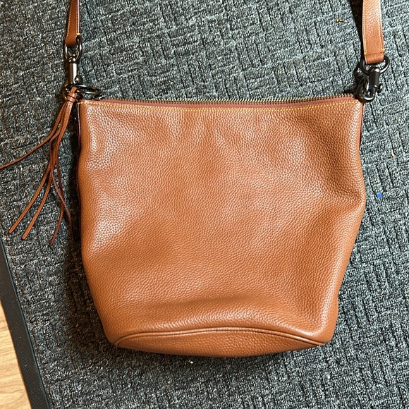 Coach handbag. - Picture 15 of 17